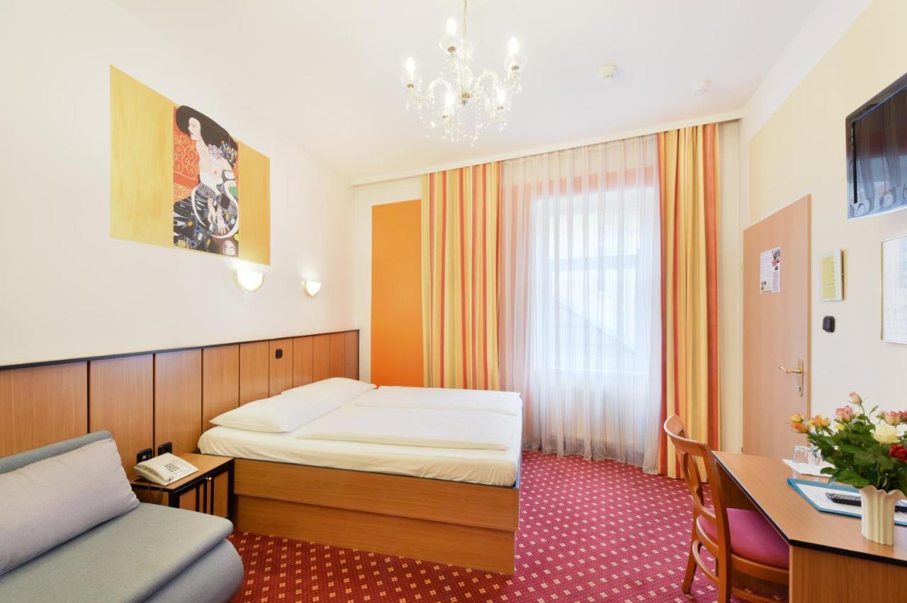 Garten- Und Kunsthotel Gabriel City Vienna Esterno foto