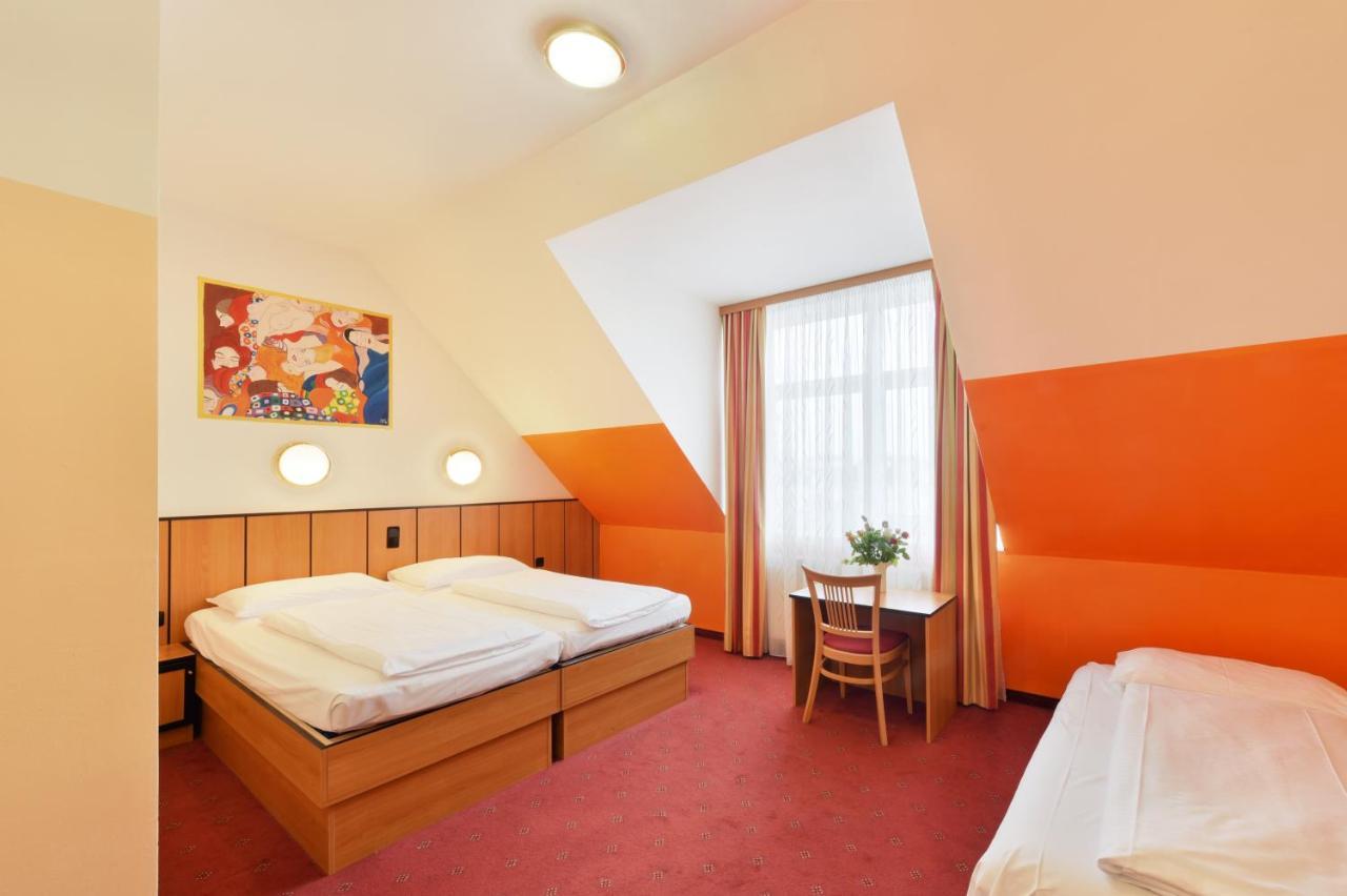 Garten- Und Kunsthotel Gabriel City Vienna Esterno foto
