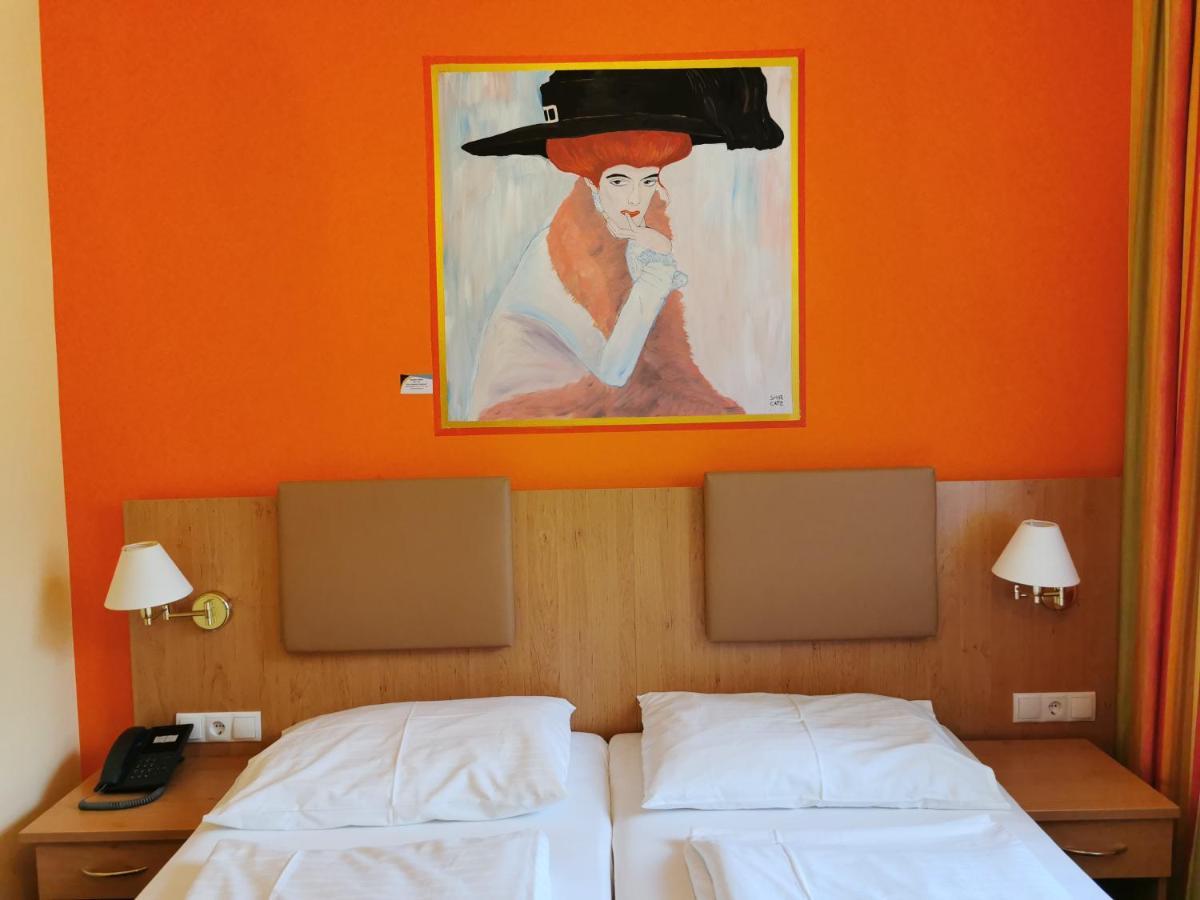 Garten- Und Kunsthotel Gabriel City Vienna Esterno foto
