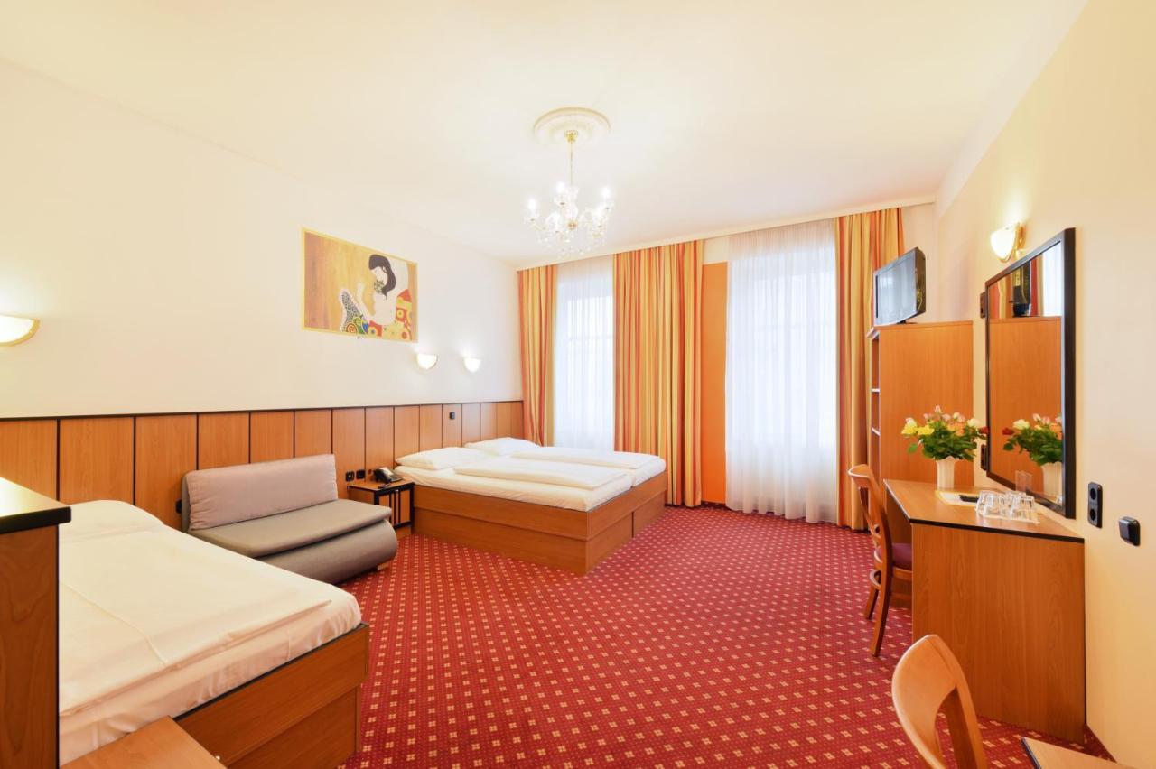 Garten- Und Kunsthotel Gabriel City Vienna Esterno foto