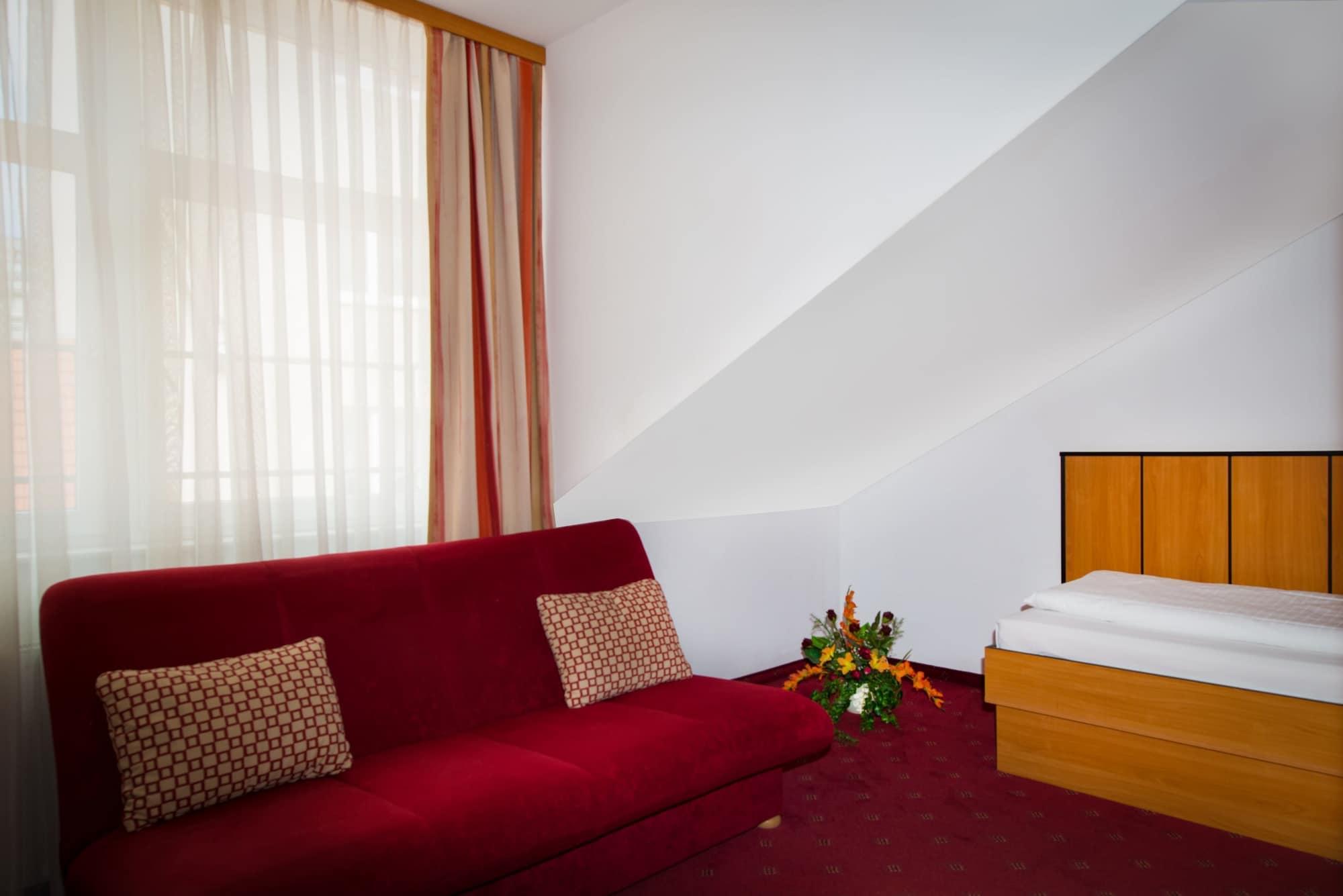 Garten- Und Kunsthotel Gabriel City Vienna Esterno foto
