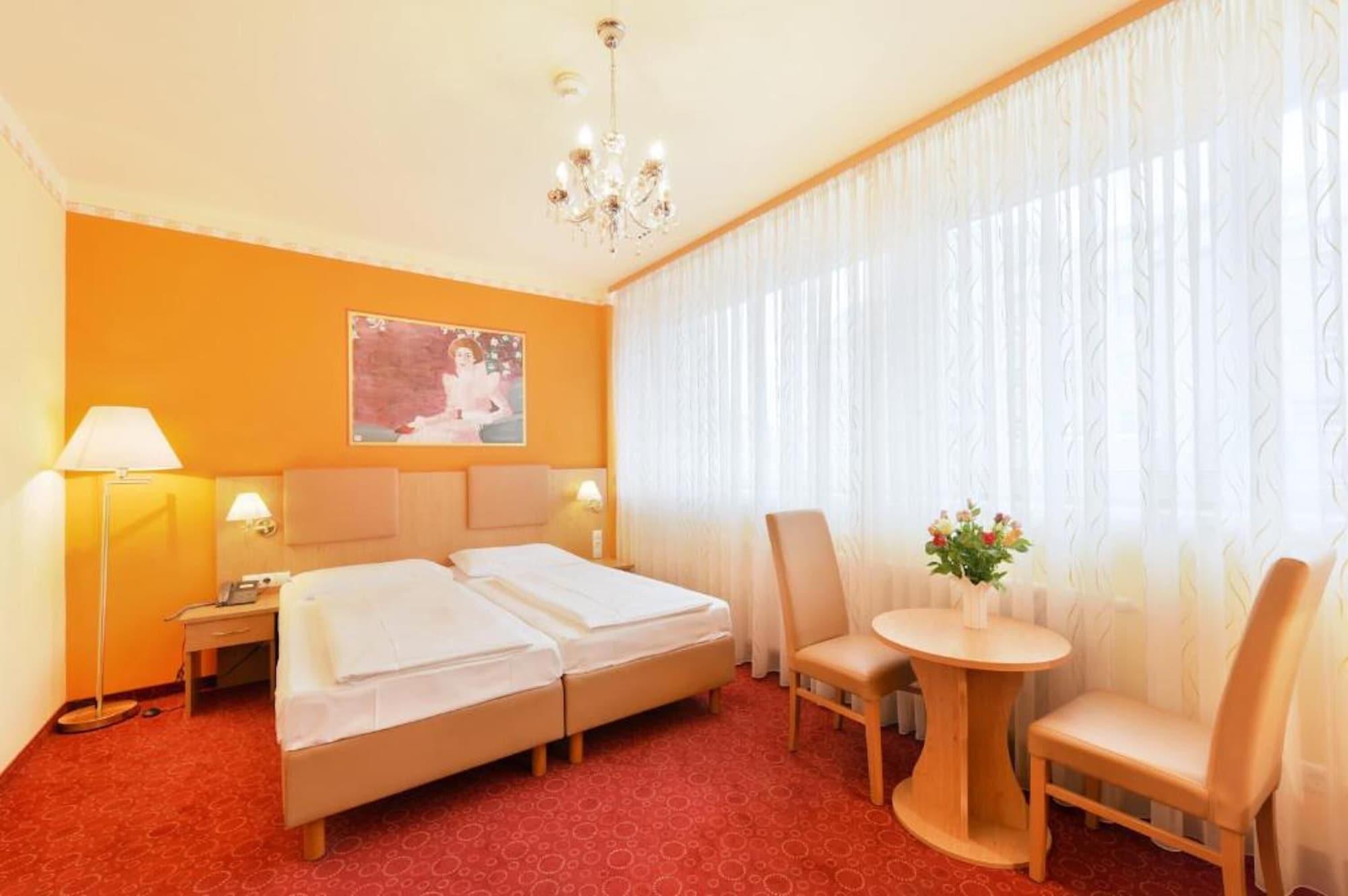 Garten- Und Kunsthotel Gabriel City Vienna Esterno foto