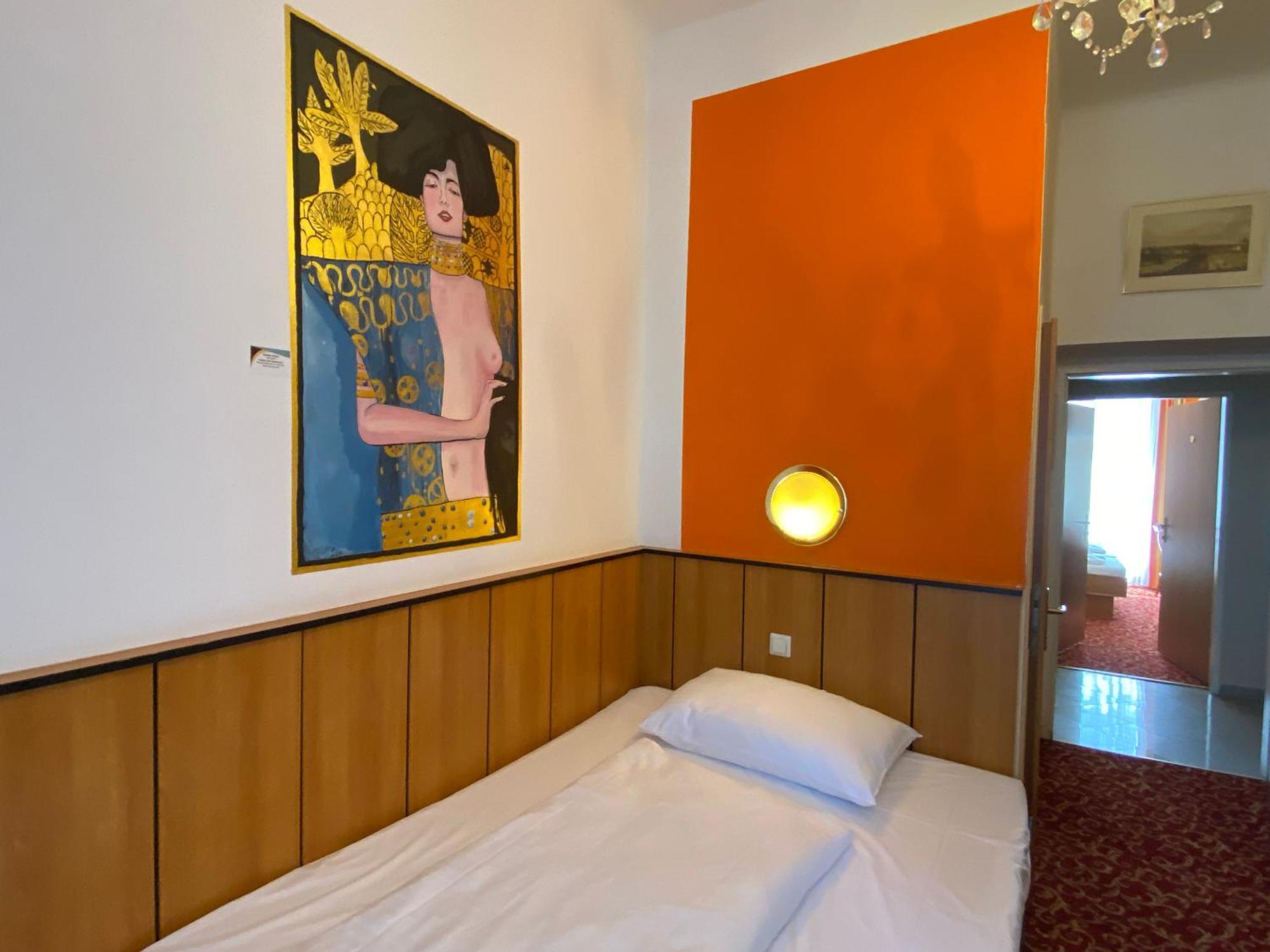 Garten- Und Kunsthotel Gabriel City Vienna Esterno foto