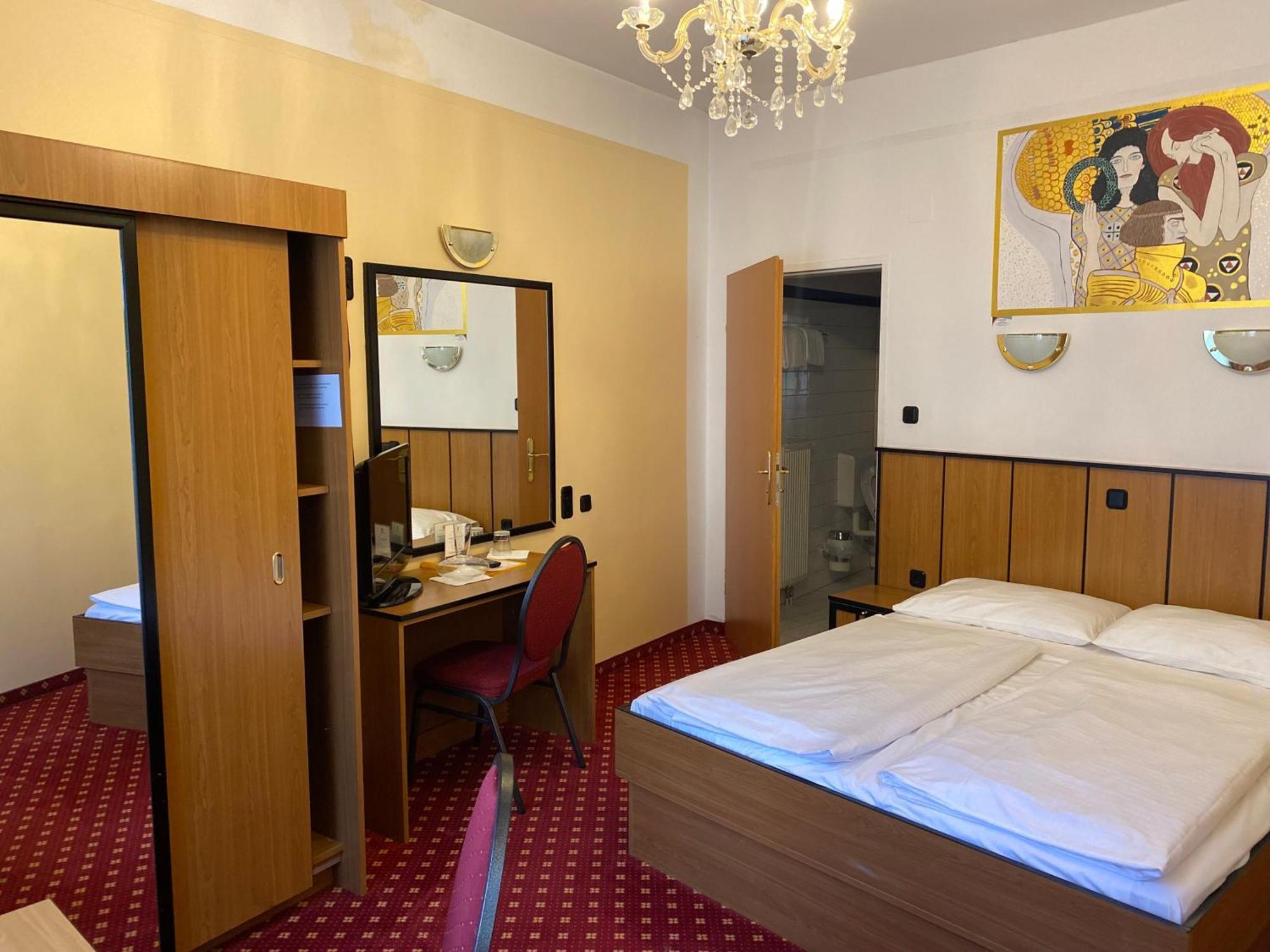 Garten- Und Kunsthotel Gabriel City Vienna Esterno foto