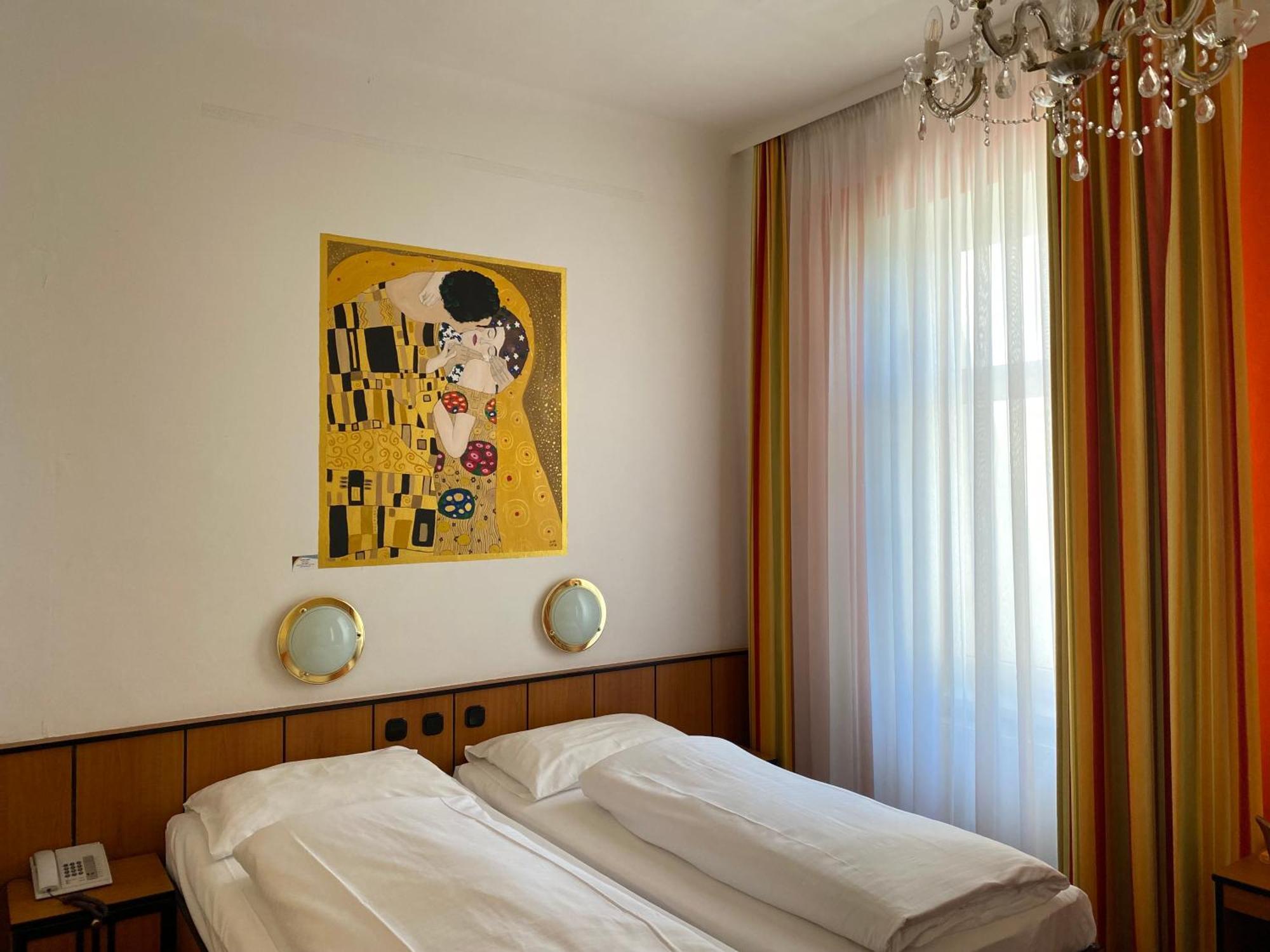 Garten- Und Kunsthotel Gabriel City Vienna Esterno foto