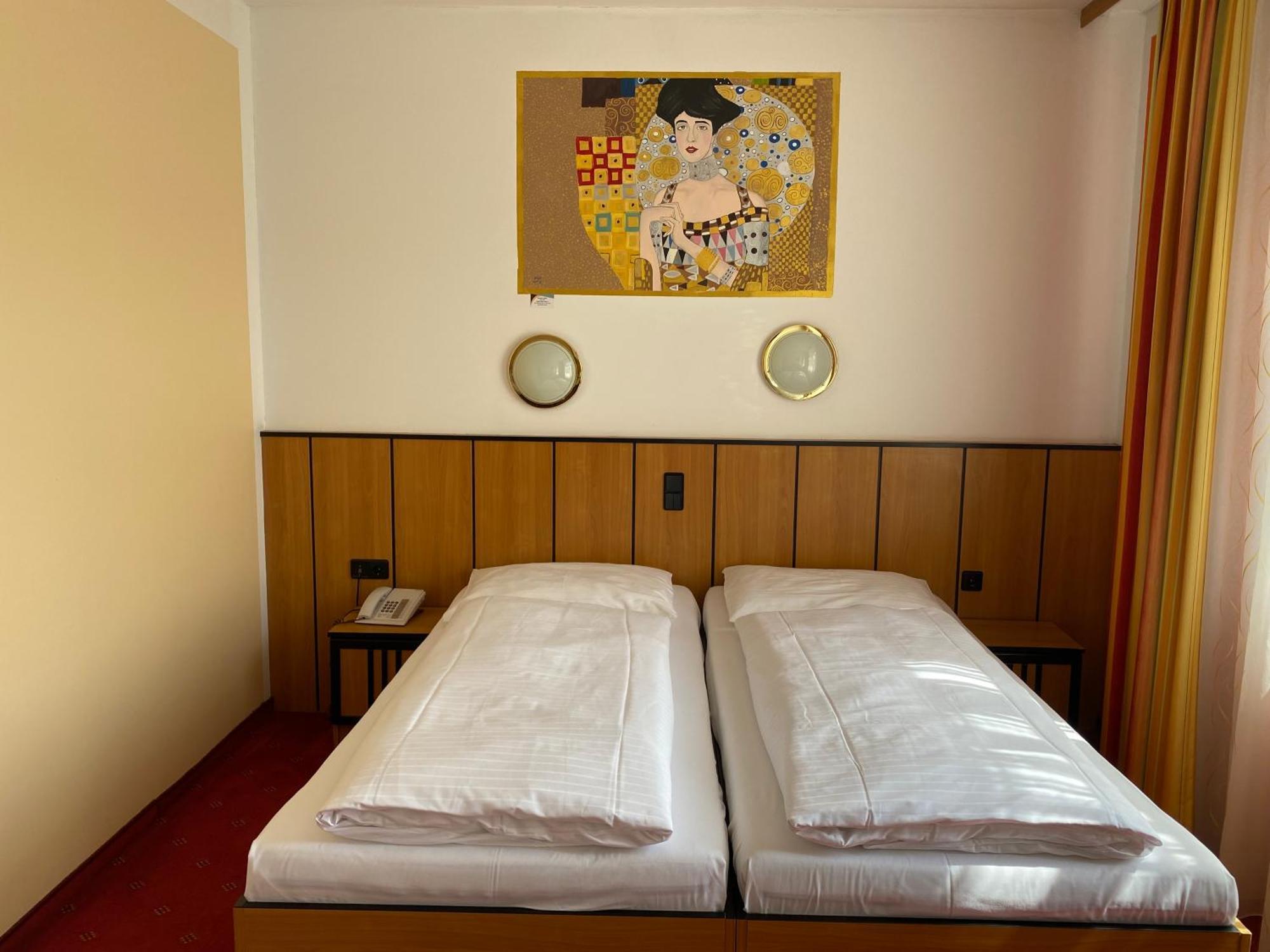 Garten- Und Kunsthotel Gabriel City Vienna Esterno foto