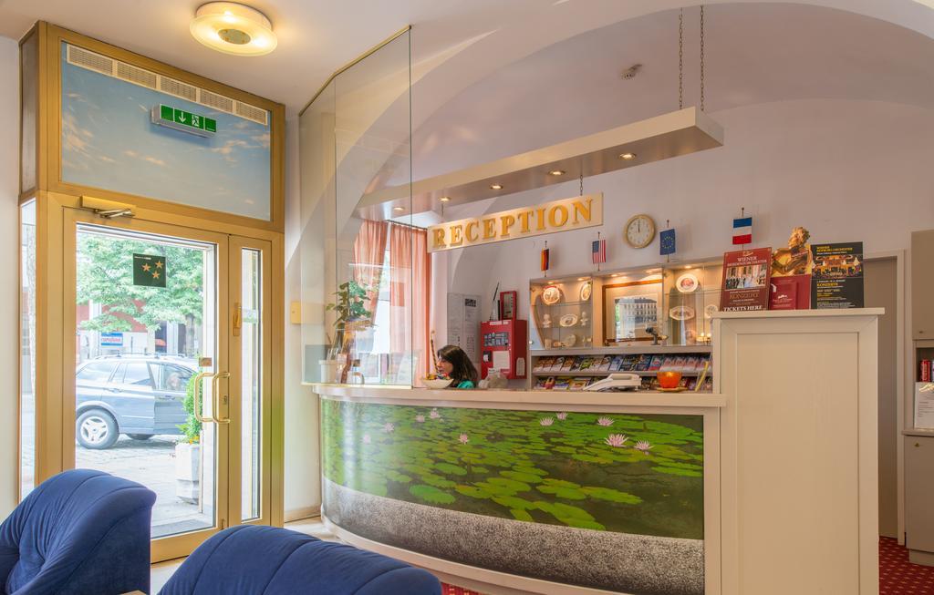 Garten- Und Kunsthotel Gabriel City Vienna Esterno foto